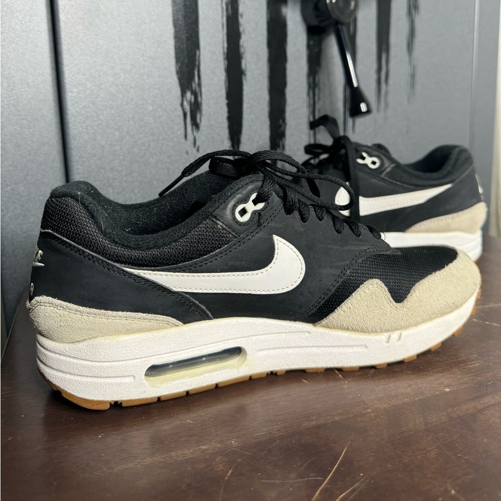 Nike Air Max 1 Black Light Bone 🦴 - Picture 3 of 10